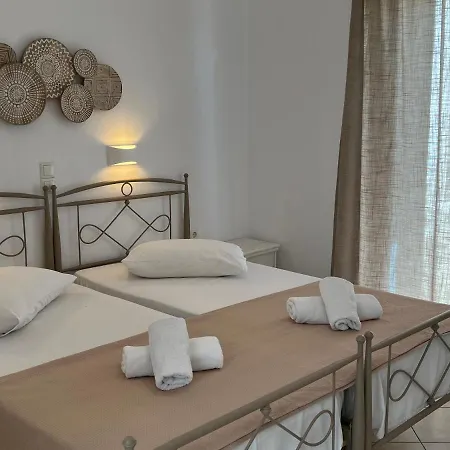 Chrisoula * Antiparos Town